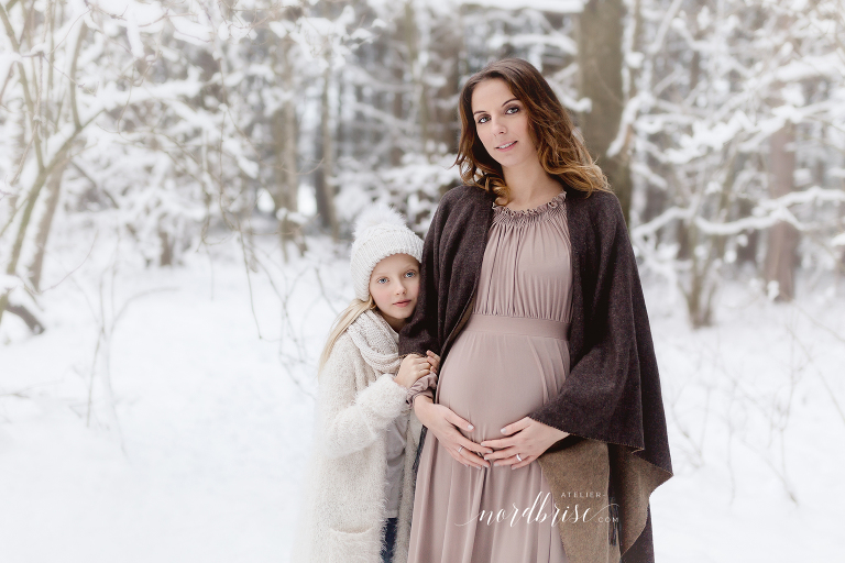 Babybauchshooting in Persenbeug | Atelier nordbrise Fotografie | Natürliche einzigartige Babybauchfotos im Raum Melk | Schwangerschaftsfotograf Babybauchfotograf Schwangerschaftsfotografie Familienfotograf Familienshooting