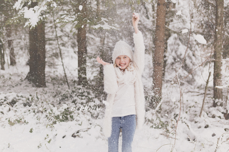 Babybauchshooting in Persenbeug | Atelier nordbrise Fotografie | Natürliche einzigartige Babybauchfotos im Raum Melk | Schwangerschaftsfotograf Babybauchfotograf Schwangerschaftsfotografie Familienfotograf Familienshooting