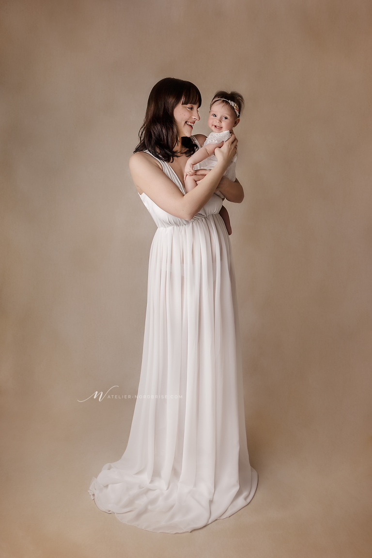 Stillshooting Fine Art in Nöchling | Atelier nordbrise Fotografie | Natürliche einzigartige Stillfotos im Raum Melk | Neugeborenenfotograf Babyfotograf Familienfotograf