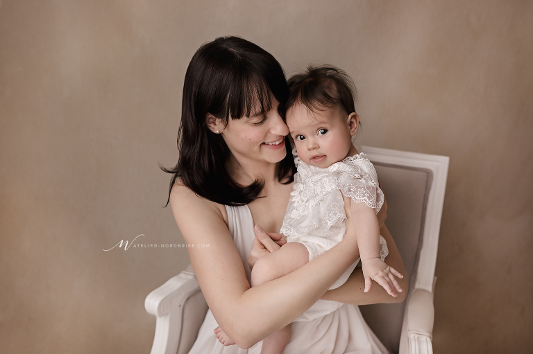 Stillshooting Fine Art in Nöchling | Atelier nordbrise Fotografie | Natürliche einzigartige Stillfotos im Raum Melk | Neugeborenenfotograf Babyfotograf Familienfotograf