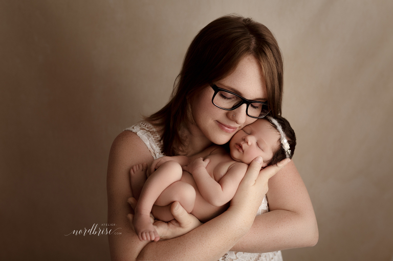 Neugeborenenshooting in Nöchling | Atelier nordbrise Fotografie | Natürliche einzigartige Babyfotos im Raum Melk | Neugeborenenfotograf Babyfotograf Familienfotograf Babyfotografie Neugeborenenfotografie