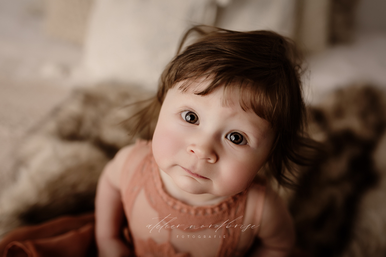 Babyshooting in Nöchling im wunderschönen Niederösterreich | Atelier nordbrise Fotografie | Natürliche einzigartige Babyfotos im Raum Melk | Neugeborenenfotograf Familienfotograf
