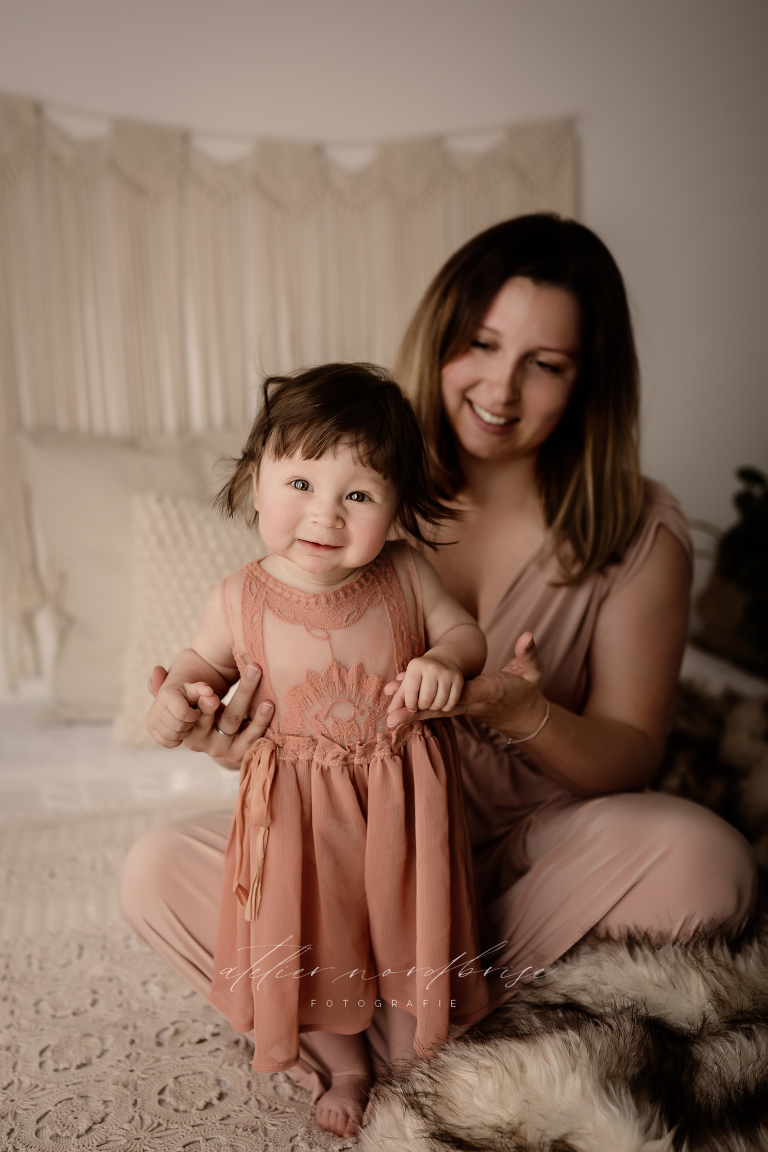 Babyshooting in Nöchling im wunderschönen Niederösterreich | Atelier nordbrise Fotografie | Natürliche einzigartige Babyfotos im Raum Melk | Neugeborenenfotograf Familienfotograf